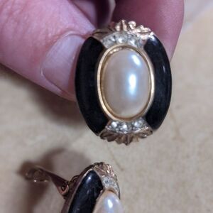 VintageClip on earrings goldtone pearl rhinestones